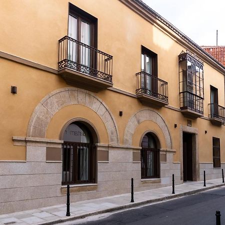 Apartamentos Turisticos De La Bernarda Caceres Luaran gambar
