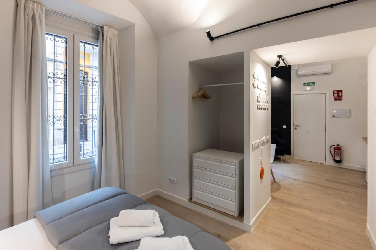 Apartamentos Turisticos De La Bernarda Caceres Luaran gambar