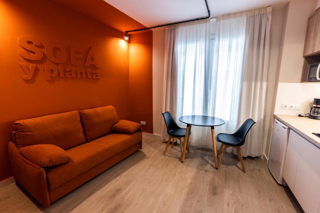 Apartamentos Turisticos De La Bernarda Caceres Luaran gambar