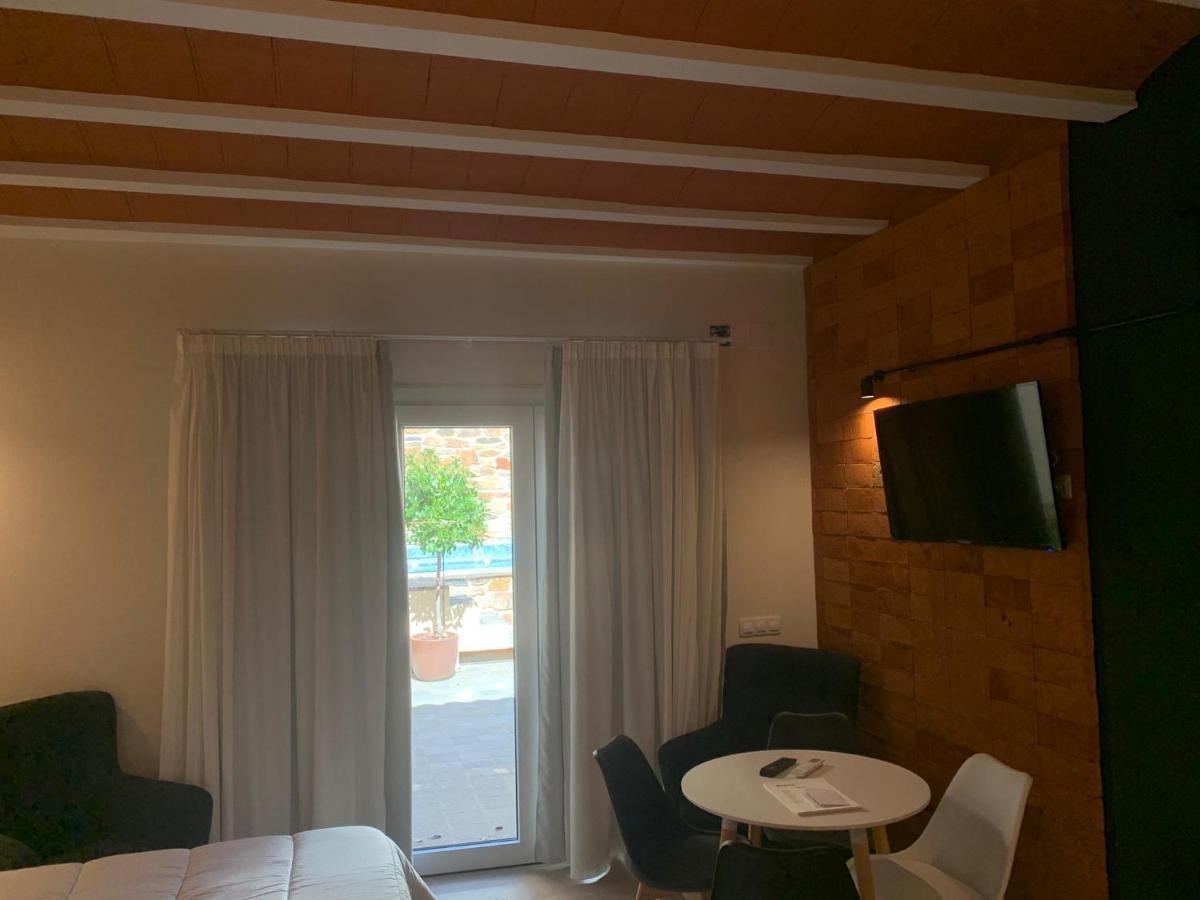 Apartamentos Turisticos De La Bernarda Caceres Luaran gambar